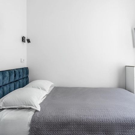 River House Apartments Каунас Экстерьер фото